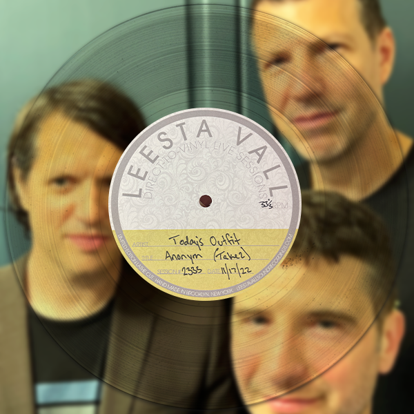 Direct-to-Vinyl Live Session #2333: Today's Outfit